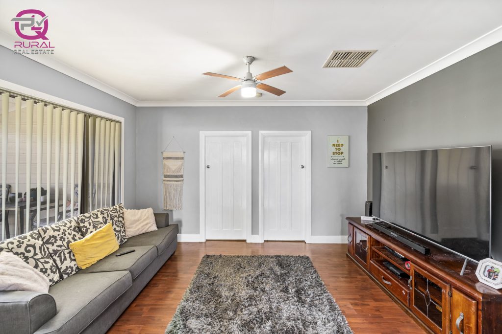 3 William Street, Narrandera NSW 2700 - photo 3