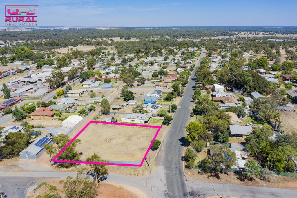 2-6 Watermain Street, Narrandera NSW 2700 - photo 2
