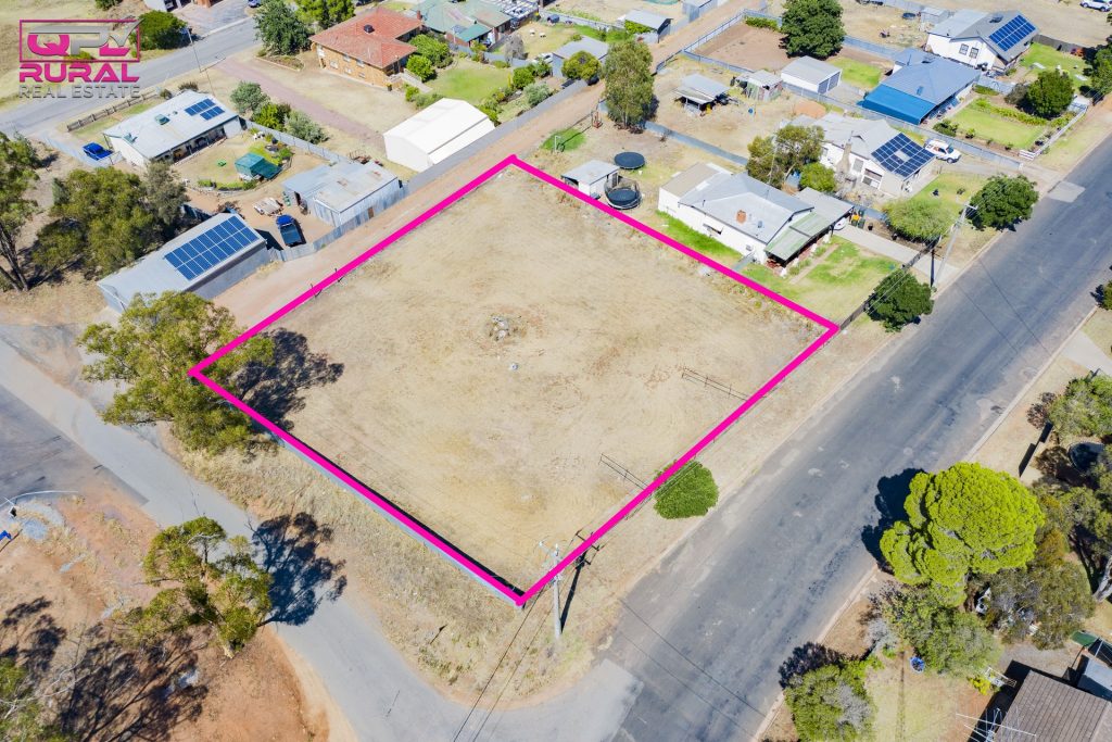 2-6 Watermain Street, Narrandera NSW 2700 - photo 3