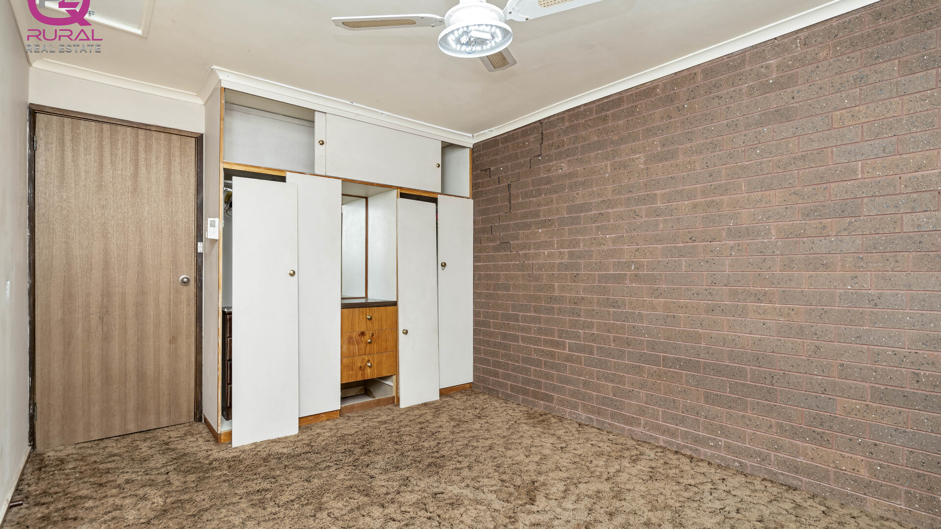 5 Helenor Crescent, Narrandera NSW 2700 - photo 11