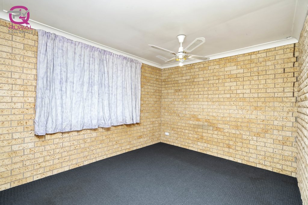 5 Helenor Crescent, Narrandera NSW 2700 - photo 12