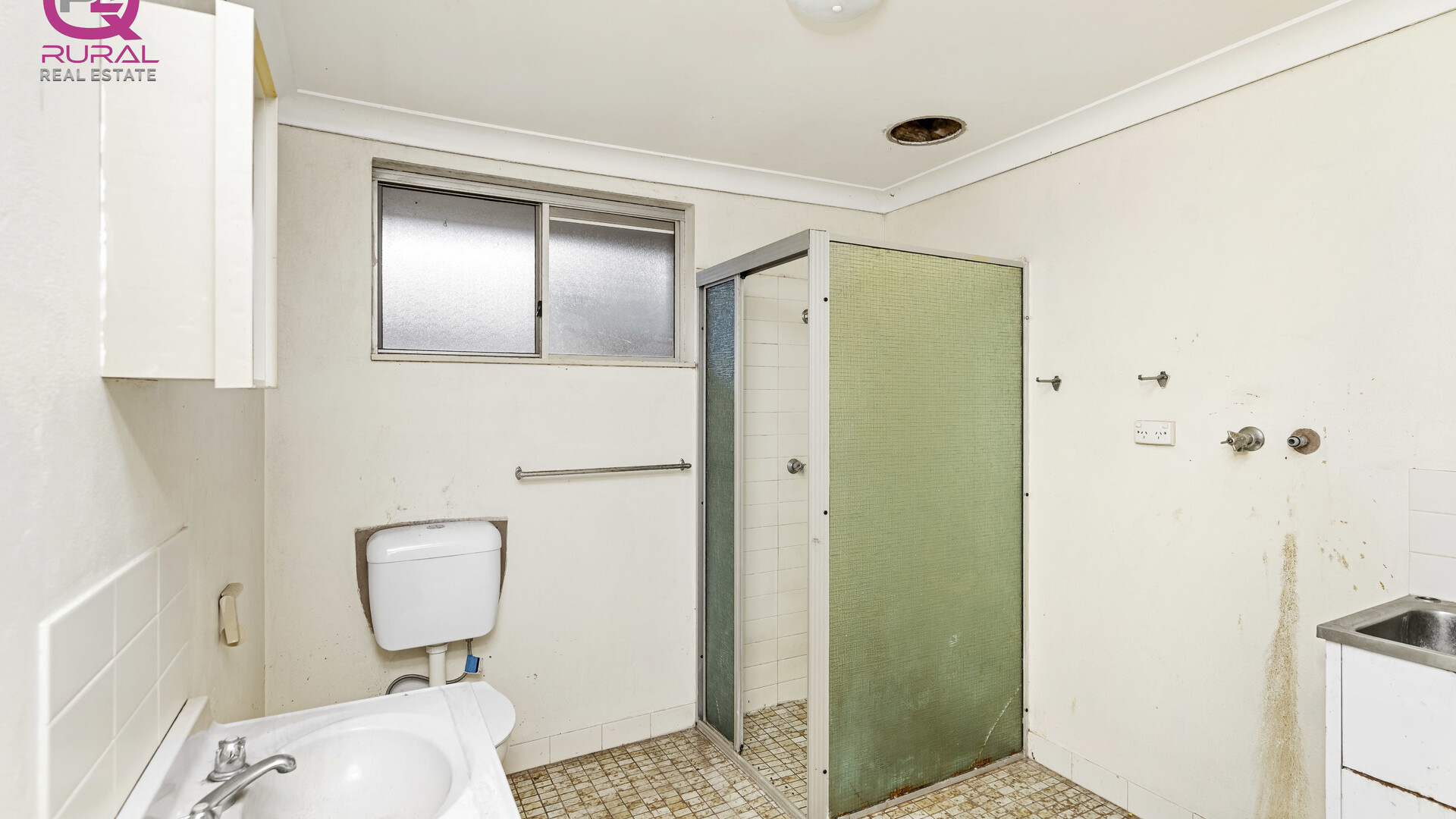 5 Helenor Crescent, Narrandera NSW 2700 - photo 15