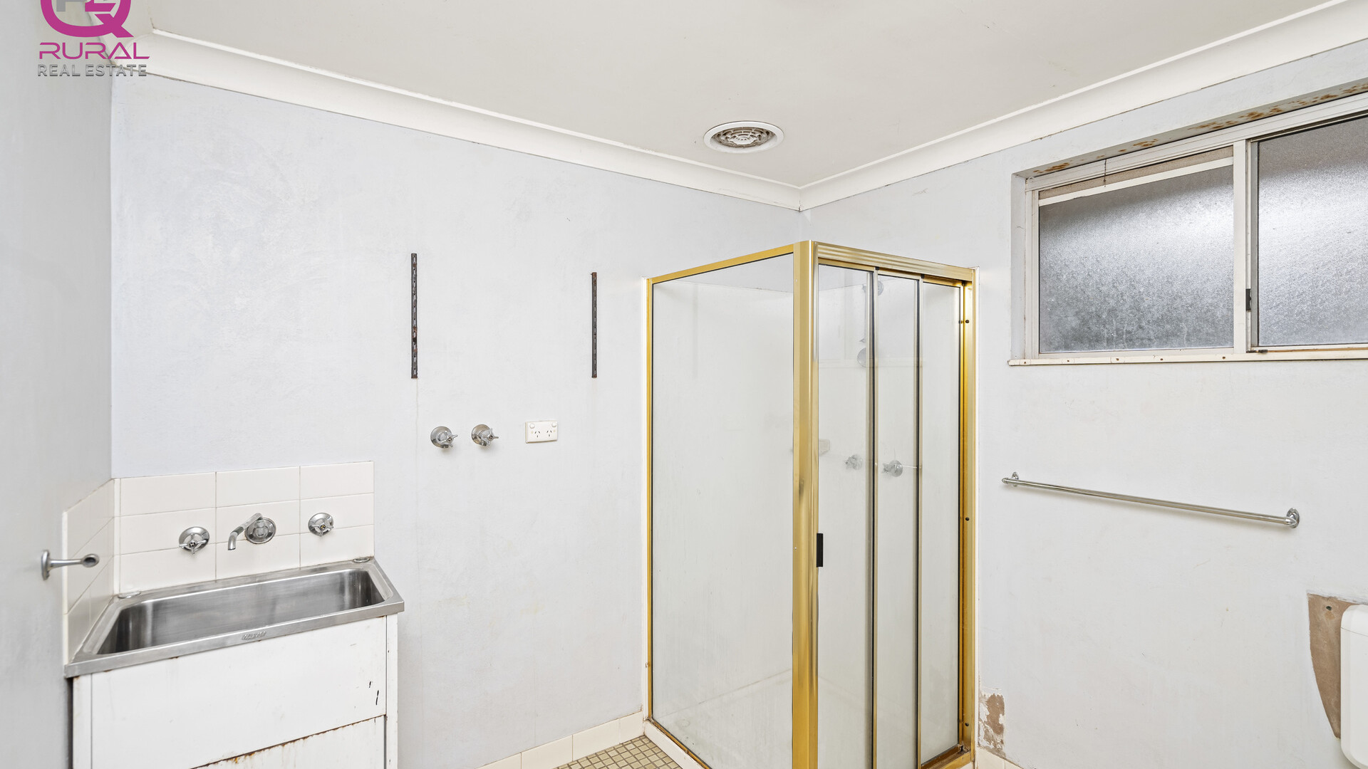 5 Helenor Crescent, Narrandera NSW 2700 - photo 17