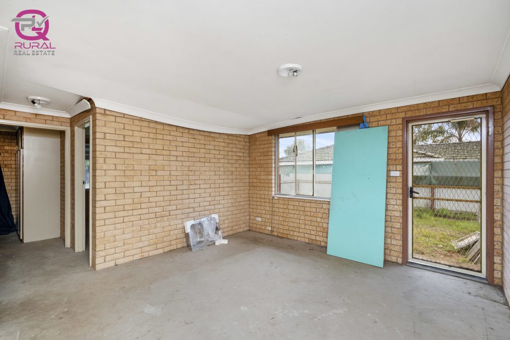 5 Helenor Crescent, Narrandera NSW 2700 - photo 31