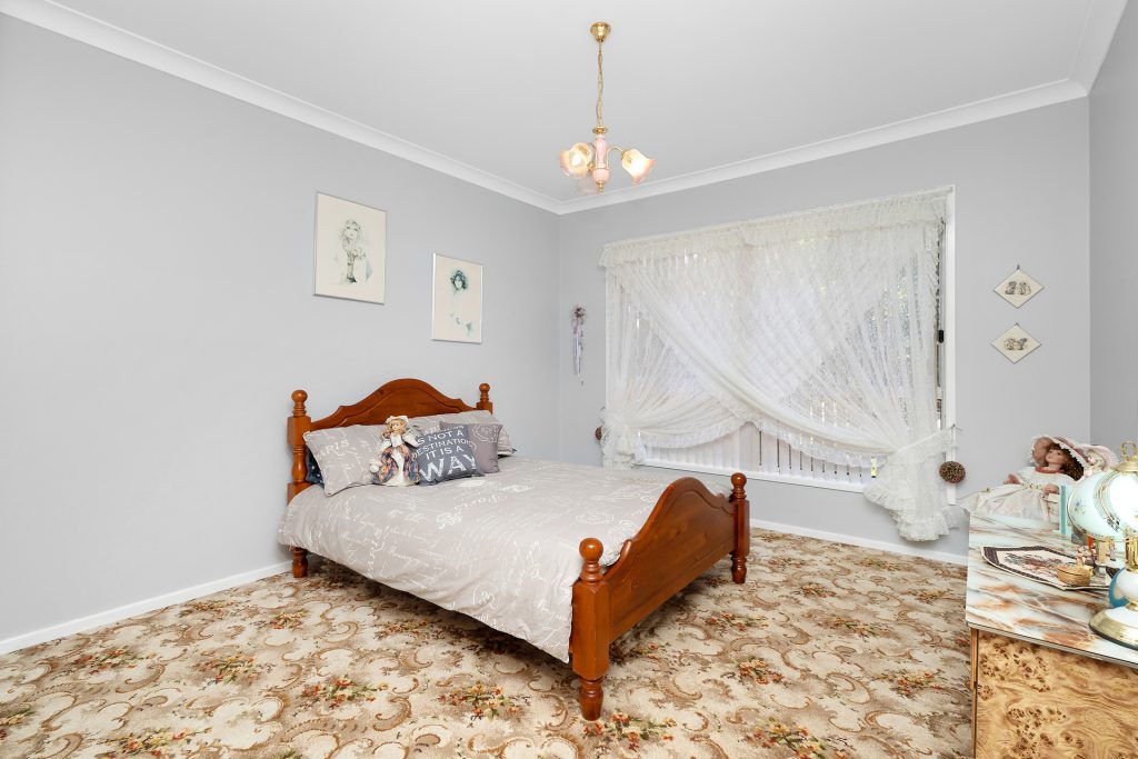 2 Centenary Place, Temora NSW 2666 - photo 14