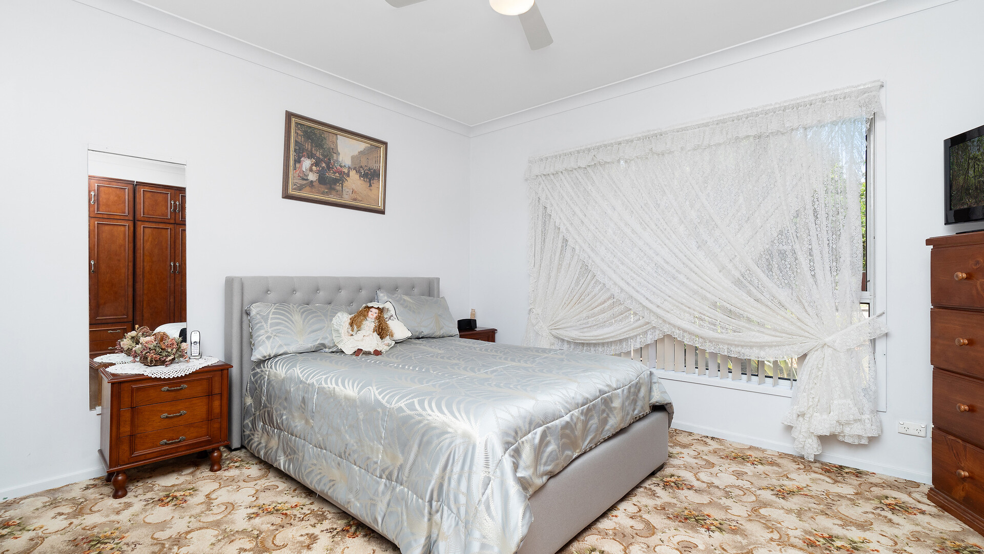 2 Centenary Place, Temora NSW 2666 - photo 15