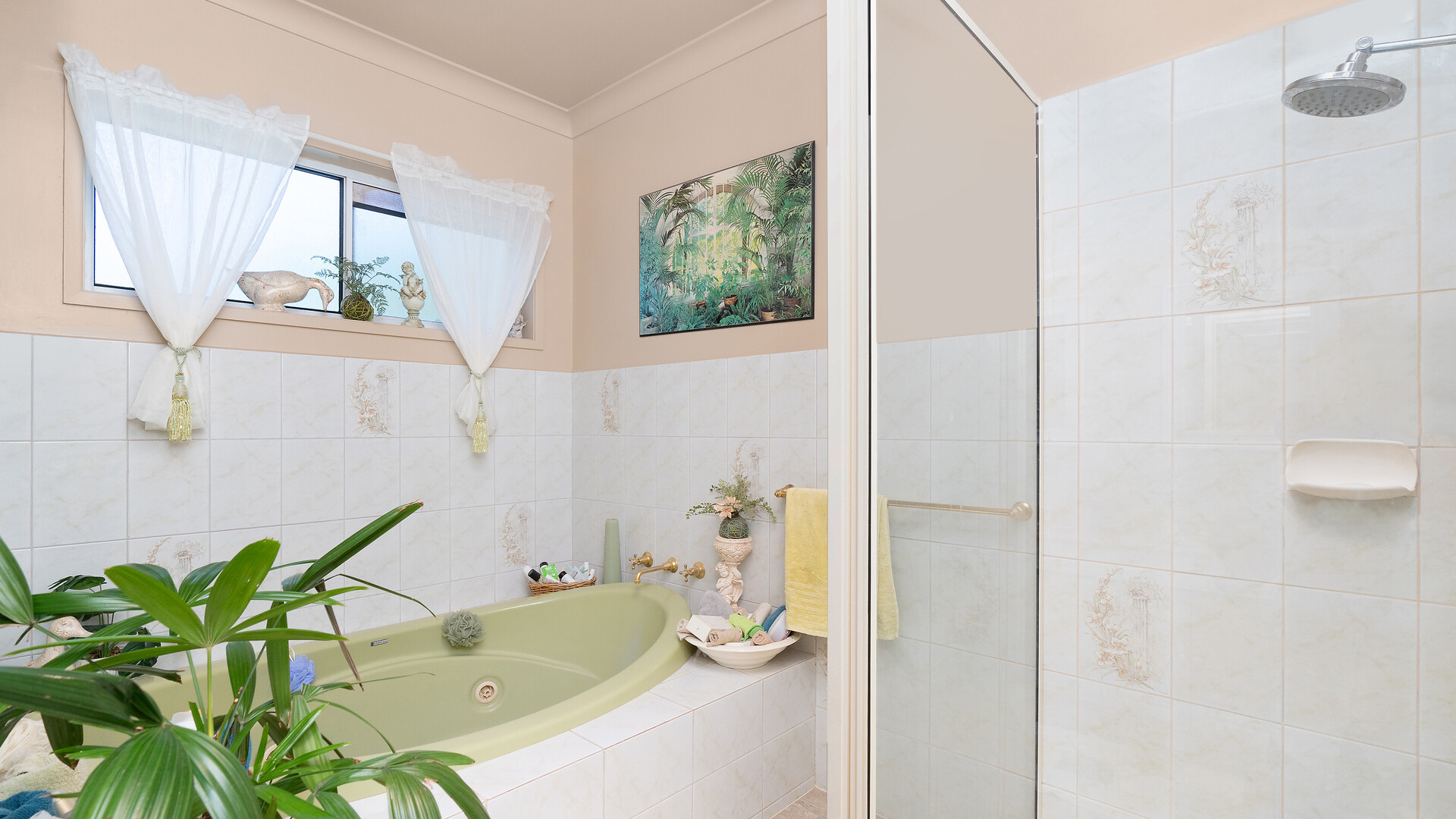 2 Centenary Place, Temora NSW 2666 - photo 18