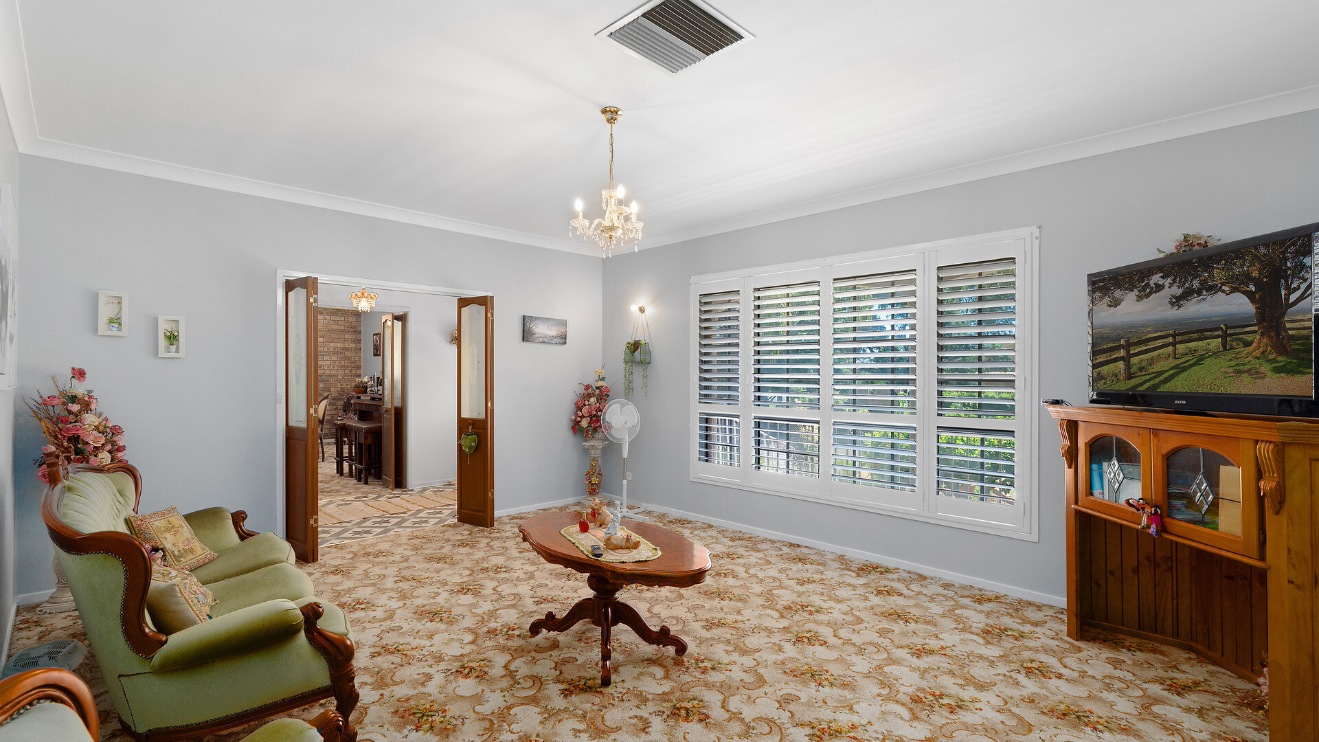 2 Centenary Place, Temora NSW 2666 - photo 9