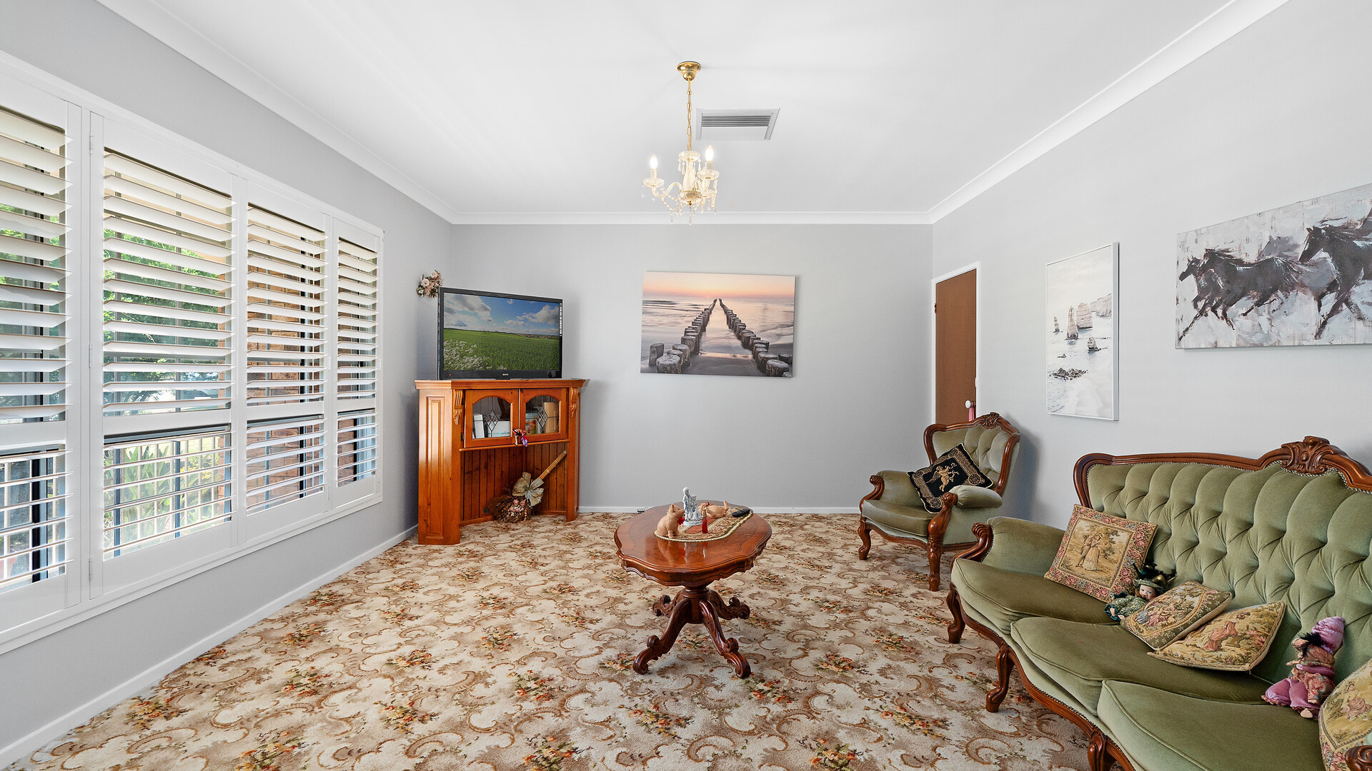 2 Centenary Place, Temora NSW 2666 - photo 10