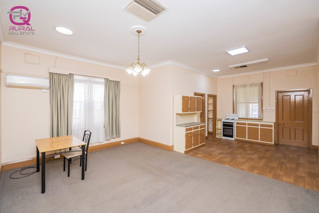 89 Loftus Street, Temora NSW 2666 - photo 6
