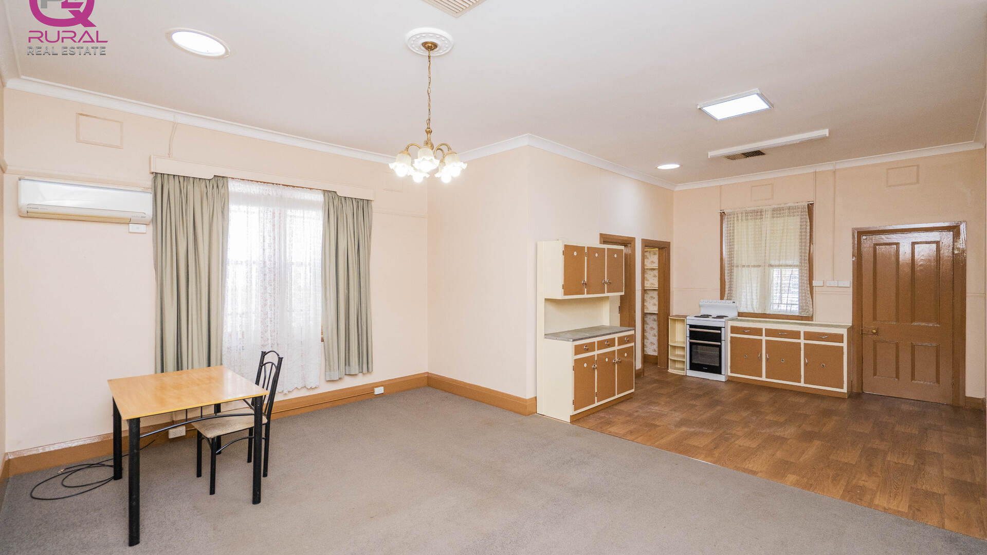 89 Loftus Street, Temora NSW 2666 - photo 6