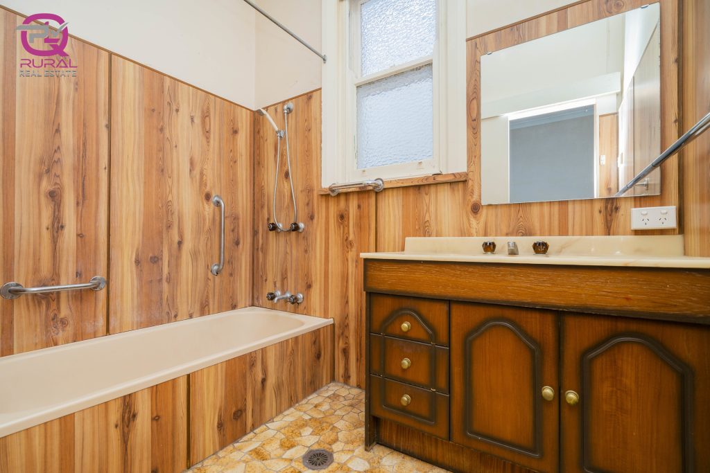 89 Loftus Street, Temora NSW 2666 - photo 8