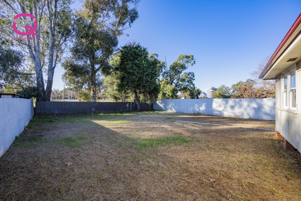 9 Rupert Street, Narrandera NSW 2700 - photo 5