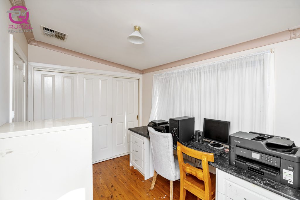 101 Palm Avenue, Leeton NSW 2705 - photo 16