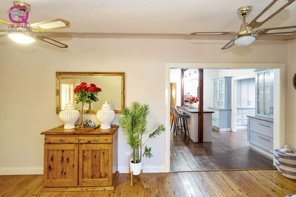 101 Palm Avenue, Leeton NSW 2705 - photo 17