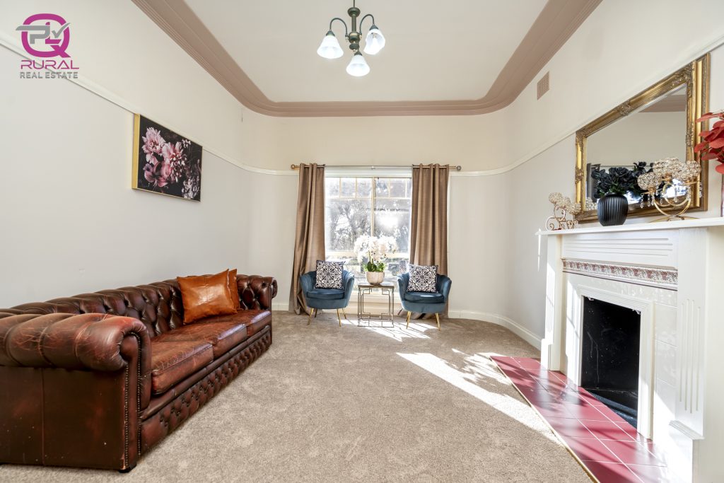 101 Palm Avenue, Leeton NSW 2705 - photo 3