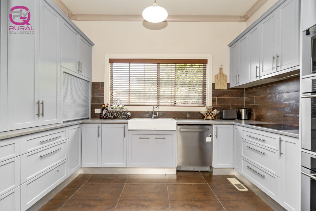 101 Palm Avenue, Leeton NSW 2705 - photo 6