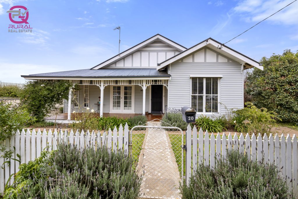 20 Lawson Road, Temora NSW 2666 - McGrath Riverina