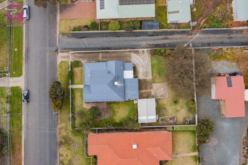 20 Lawson Road, Temora NSW 2666 - photo 18