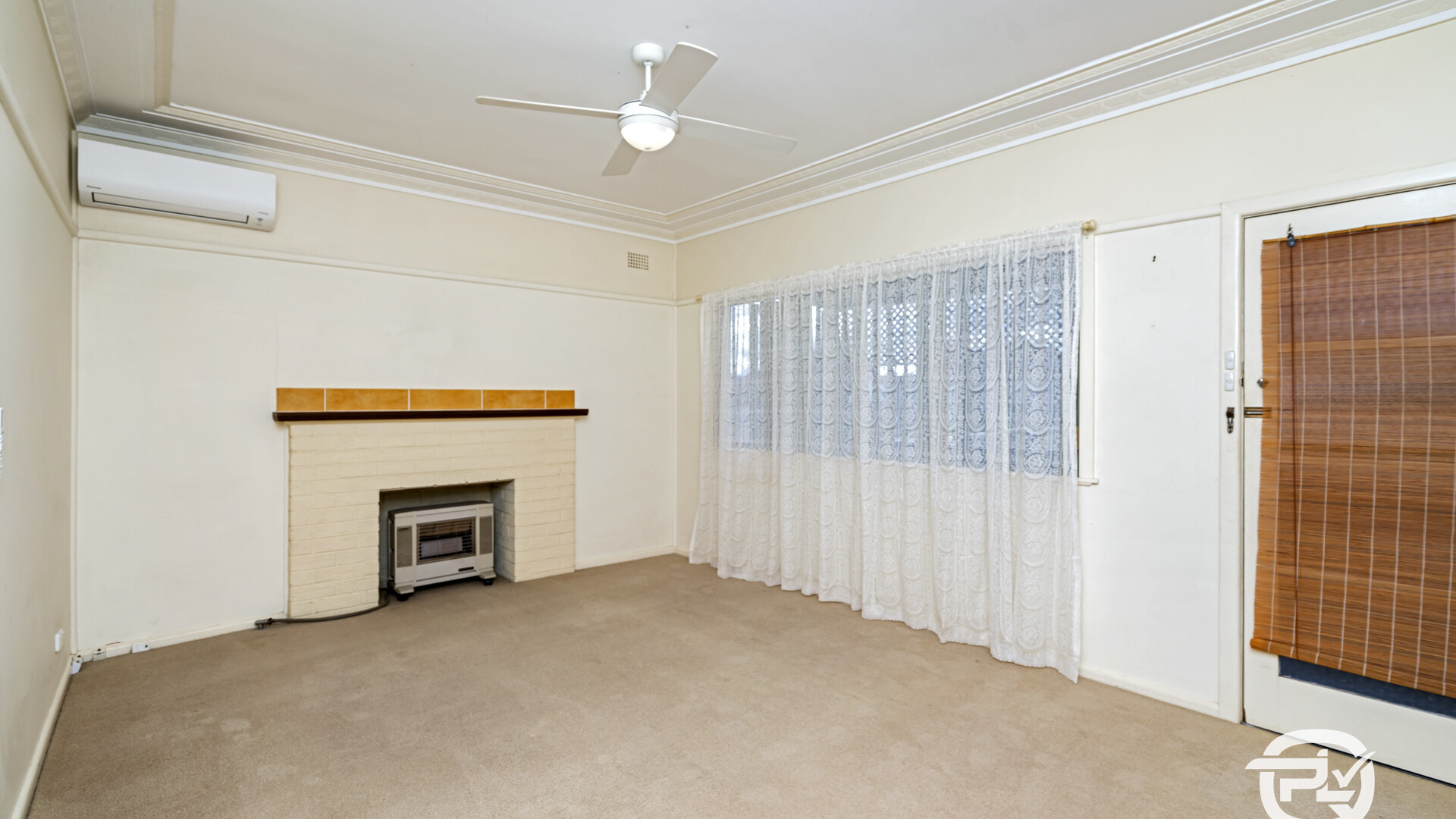 152 Britannia Street, Temora NSW 2666 - photo 6