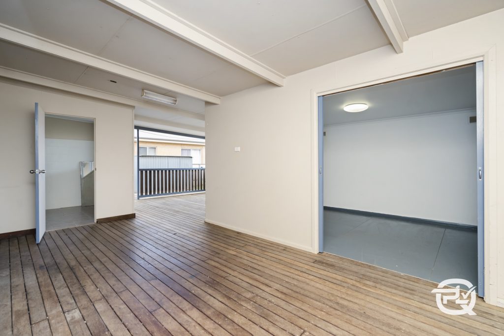 152 Britannia Street, Temora NSW 2666 - photo 8