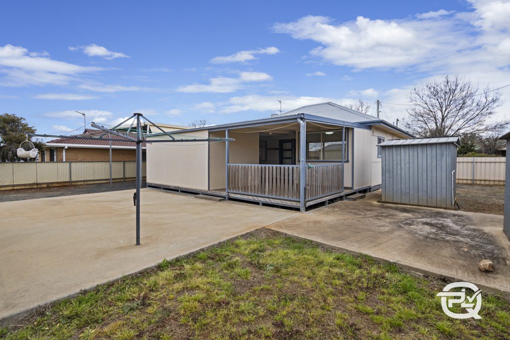 152 Britannia Street, Temora NSW 2666 - photo 9