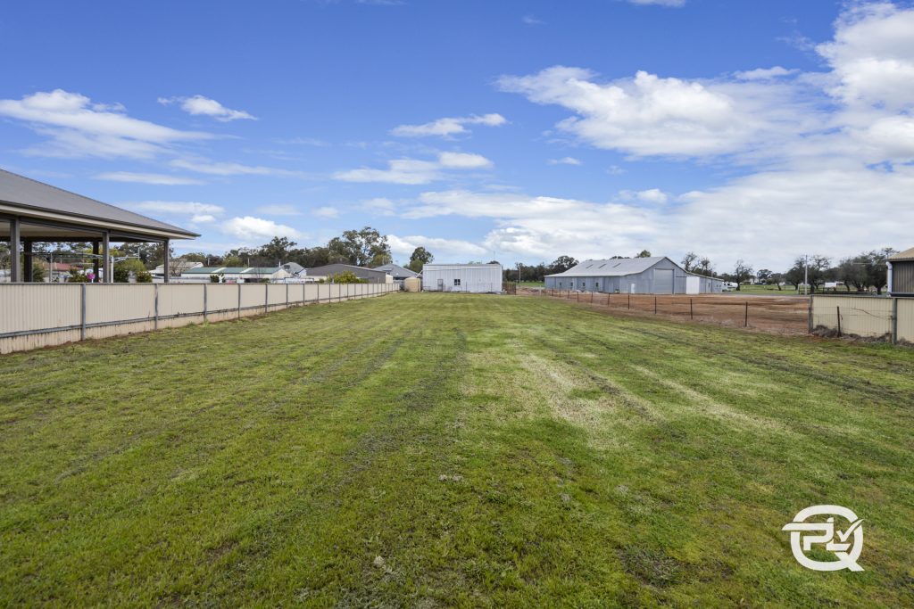 152 Britannia Street, Temora NSW 2666 - photo 10