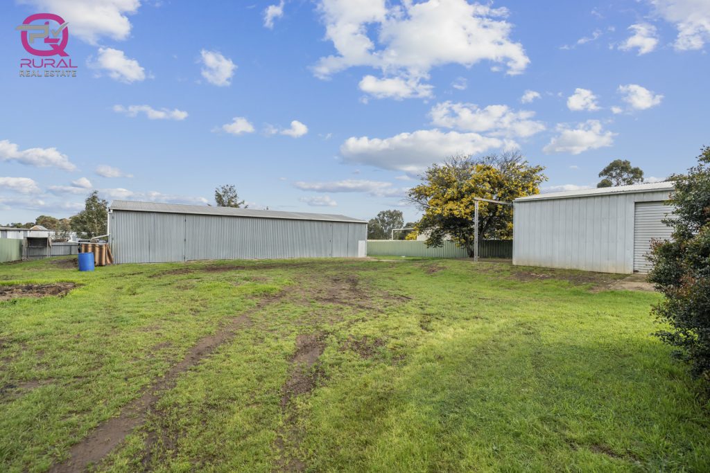 3 Hinde Street, Temora NSW 2666 - photo 2