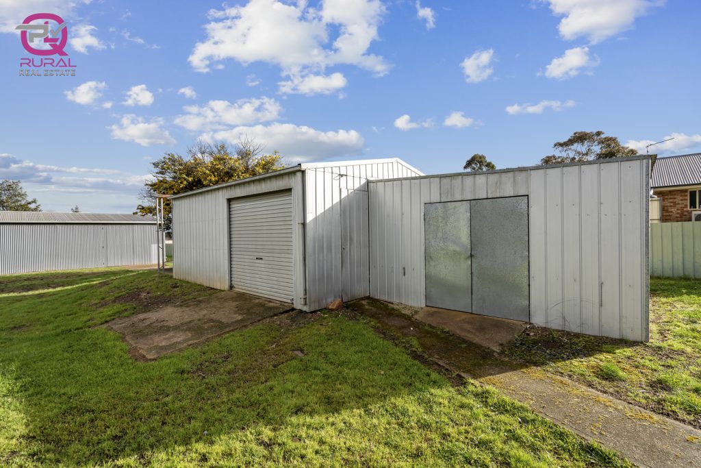 3 Hinde Street, Temora NSW 2666 - photo 18