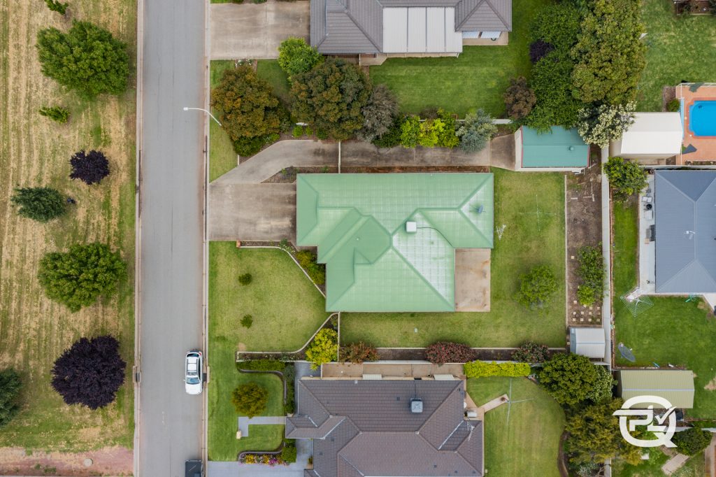 16 Bella Vista Drive, Leeton NSW 2705 - photo 2