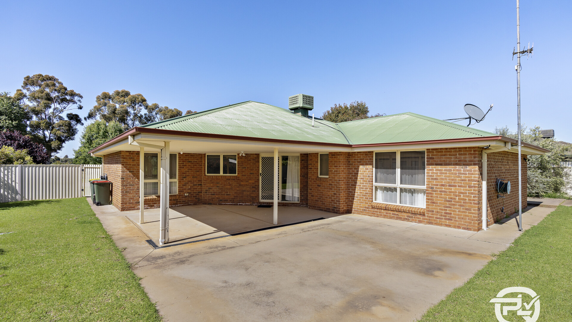 16 Bella Vista Drive, Leeton NSW 2705 - photo 14