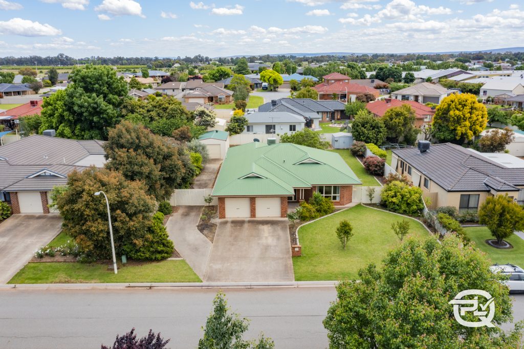 16 Bella Vista Drive, Leeton NSW 2705 - photo 16