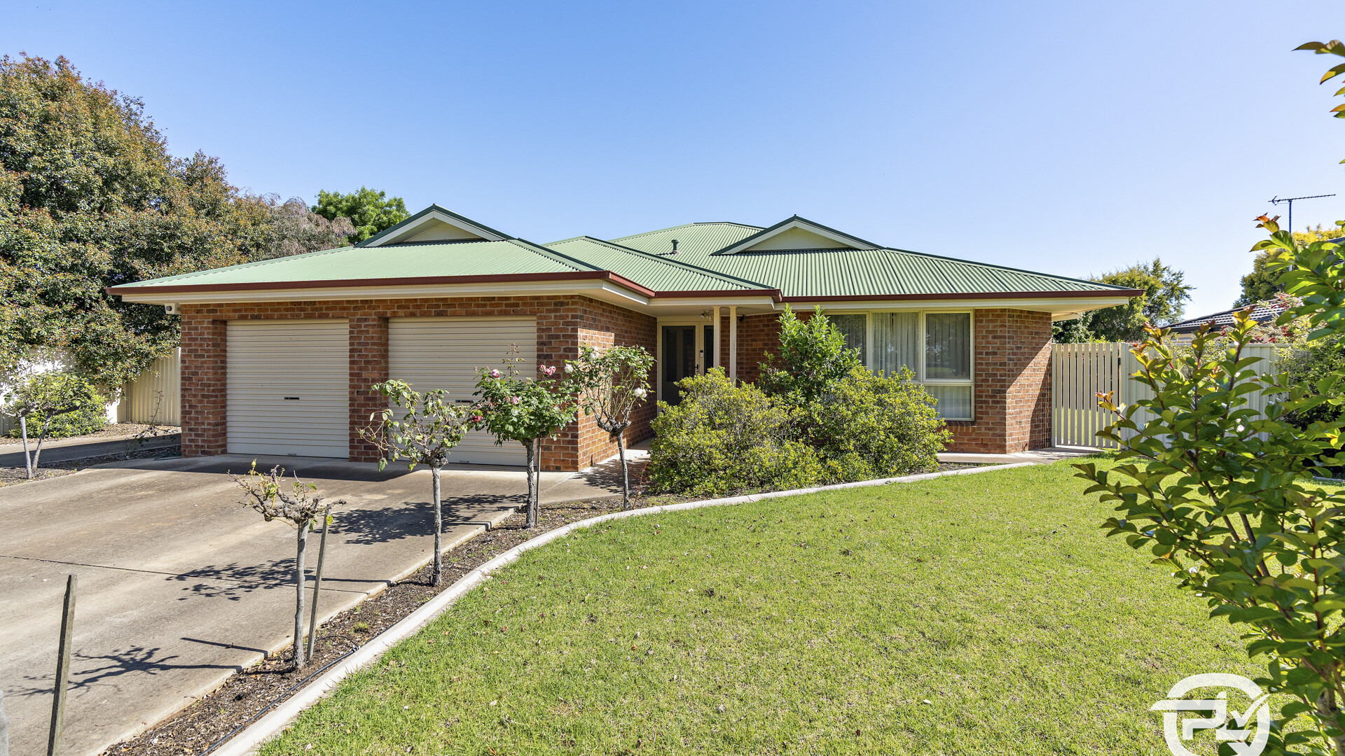 16 Bella Vista Drive, Leeton NSW 2705 - McGrath Riverina