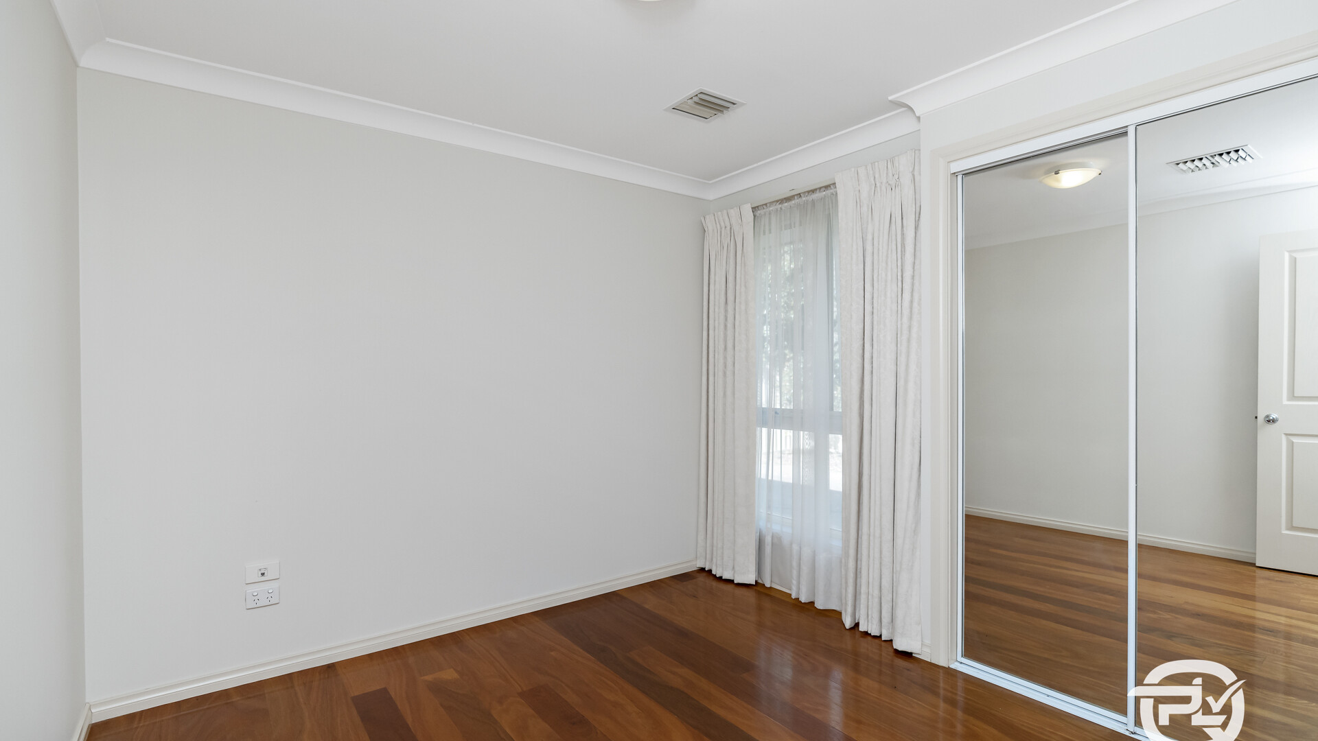 16 Bella Vista Drive, Leeton NSW 2705 - photo 8