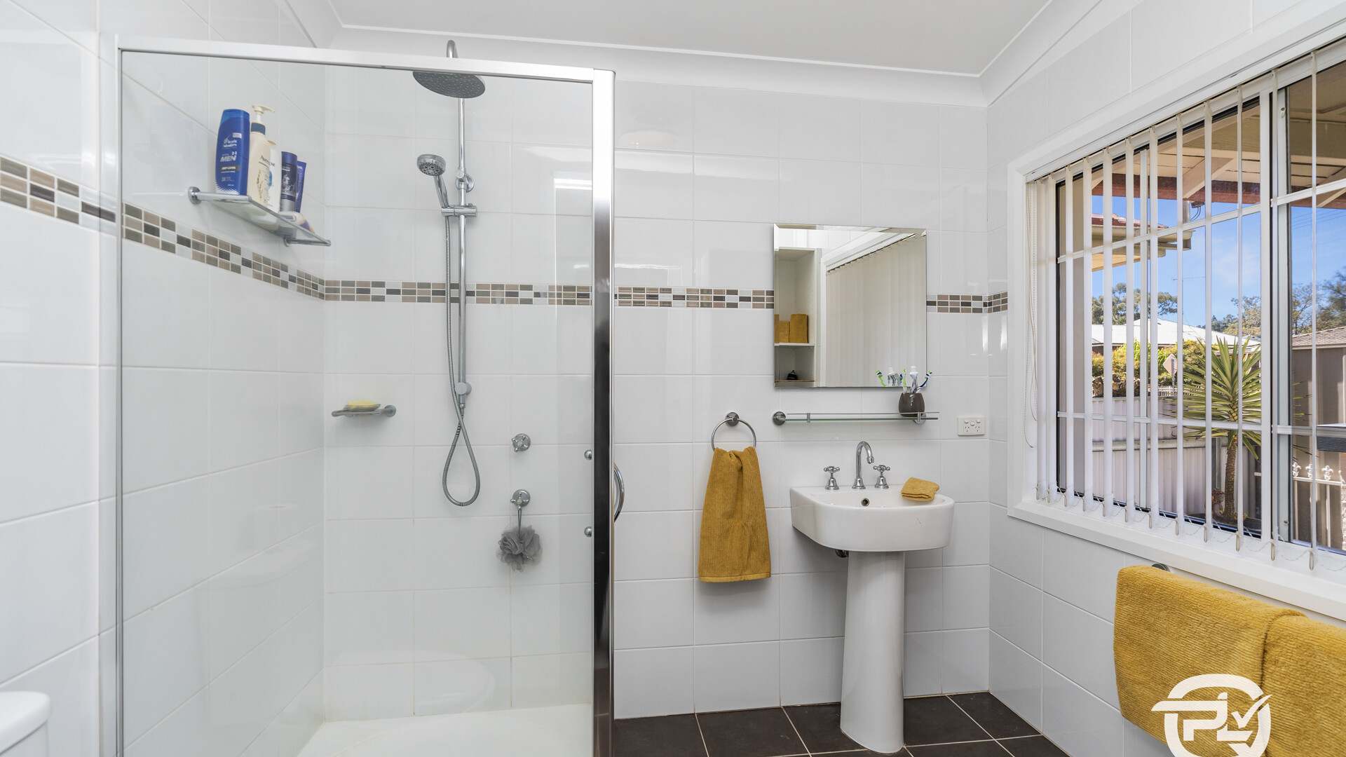 120 Asquith Street, Temora NSW 2666 - photo 15