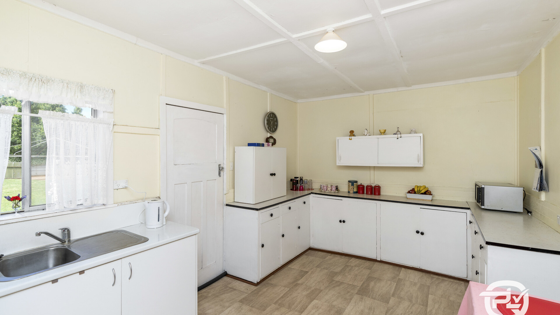 50 Twynam Street, Narrandera NSW 2700 - photo 13