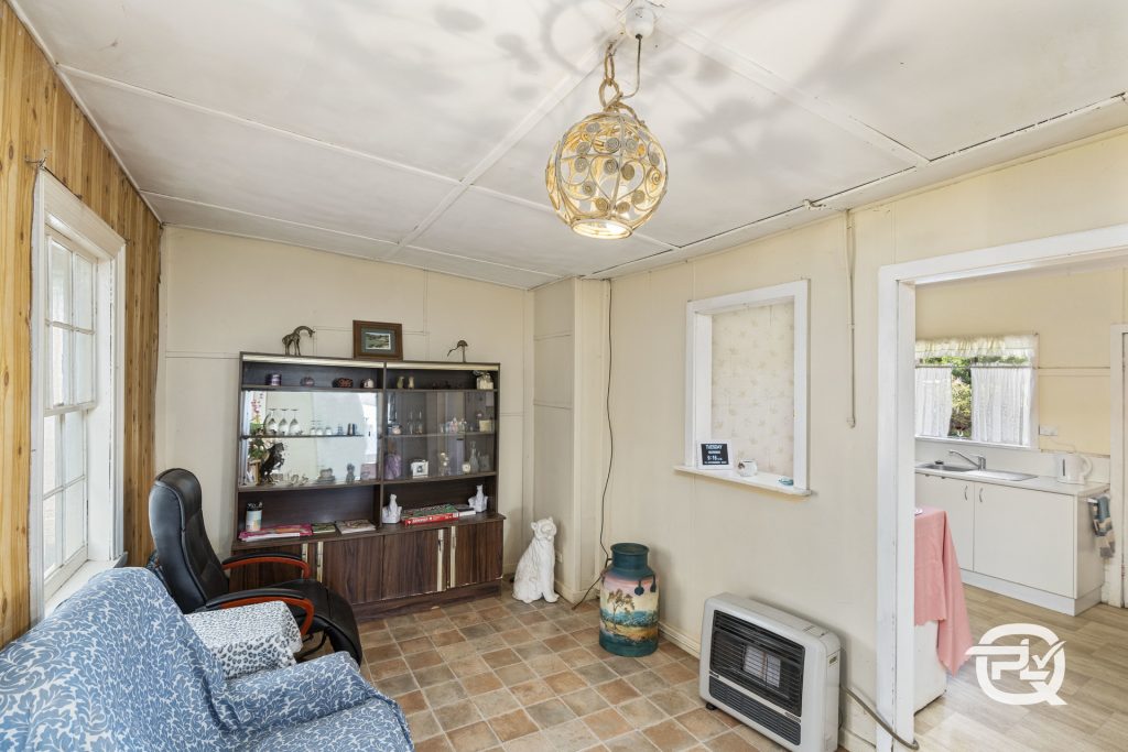 50 Twynam Street, Narrandera NSW 2700 - photo 3