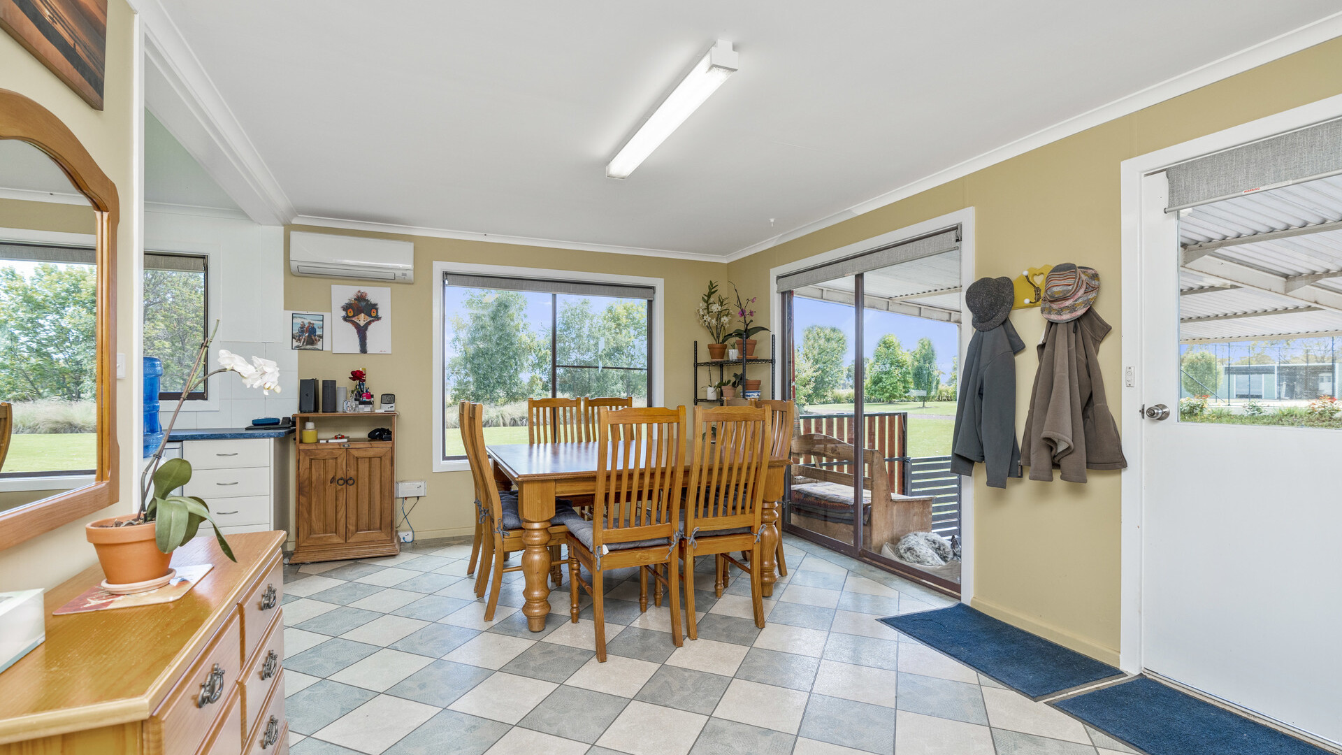 37 Stringer Road, Leeton NSW 2705 - photo 5