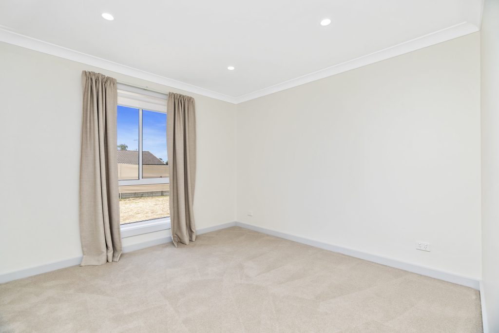 13 Truskett Street, Temora NSW 2666 - photo 11