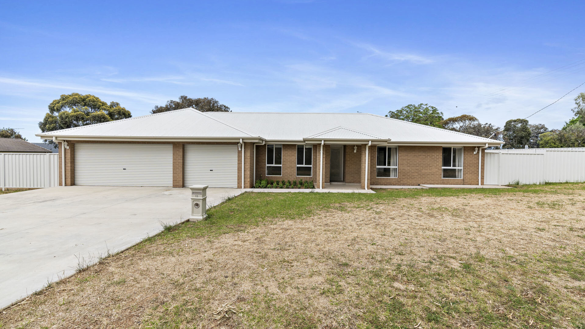 13 Truskett Street, Temora NSW 2666 - photo 5