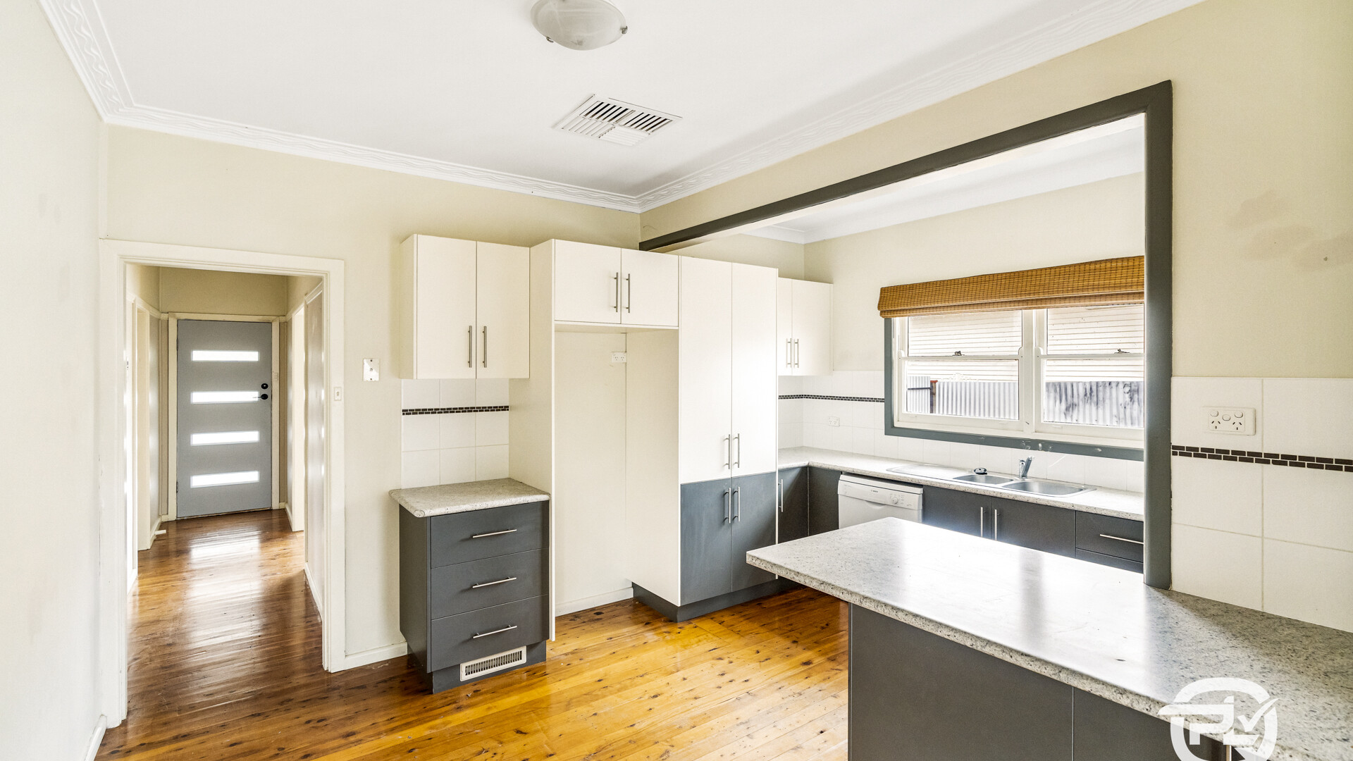 22 Jacaranda Avenue, Leeton NSW 2705 - photo 6