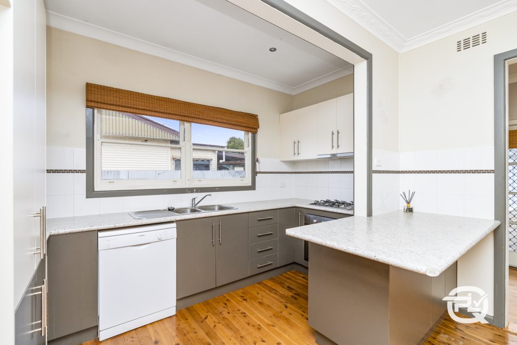 22 Jacaranda Avenue, Leeton NSW 2705 - photo 8
