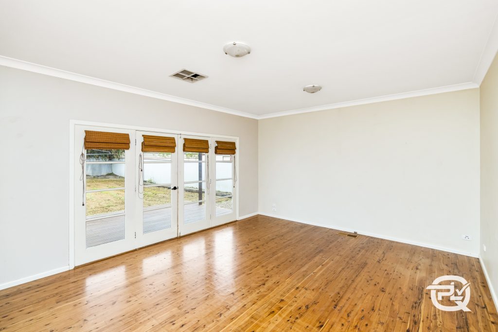 22 Jacaranda Avenue, Leeton NSW 2705 - photo 9