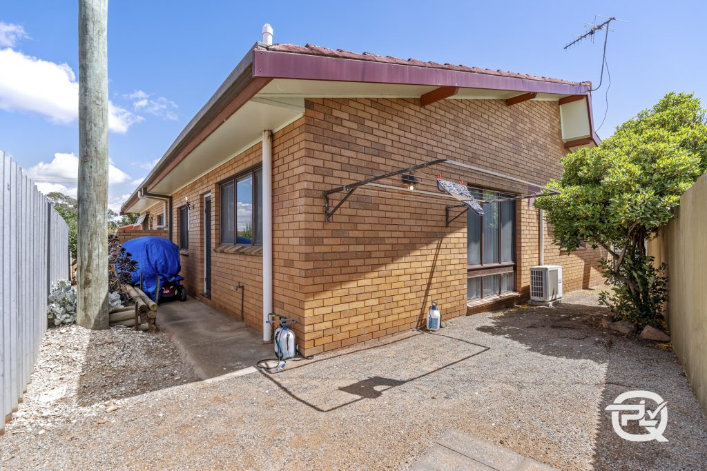 4/30 Willow Street, Leeton NSW 2705 - photo 11
