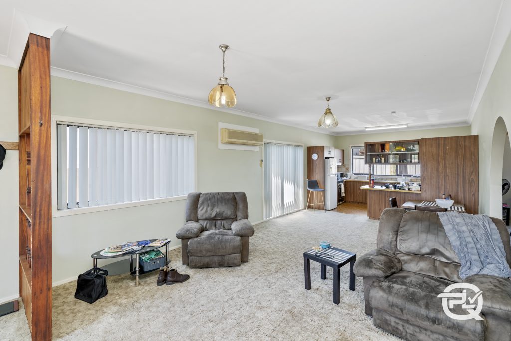 4/30 Willow Street, Leeton NSW 2705 - photo 5
