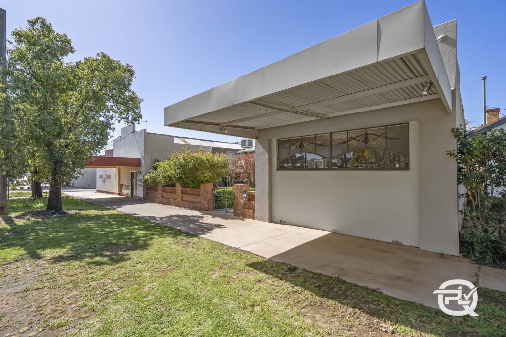 12 Wade Street, Leeton NSW 2705 - McGrath Riverina