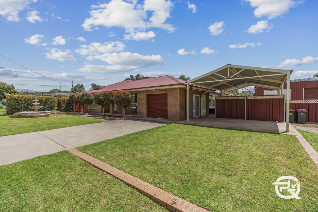 33-35 Boundary Road, Narrandera NSW 2700 - photo 2