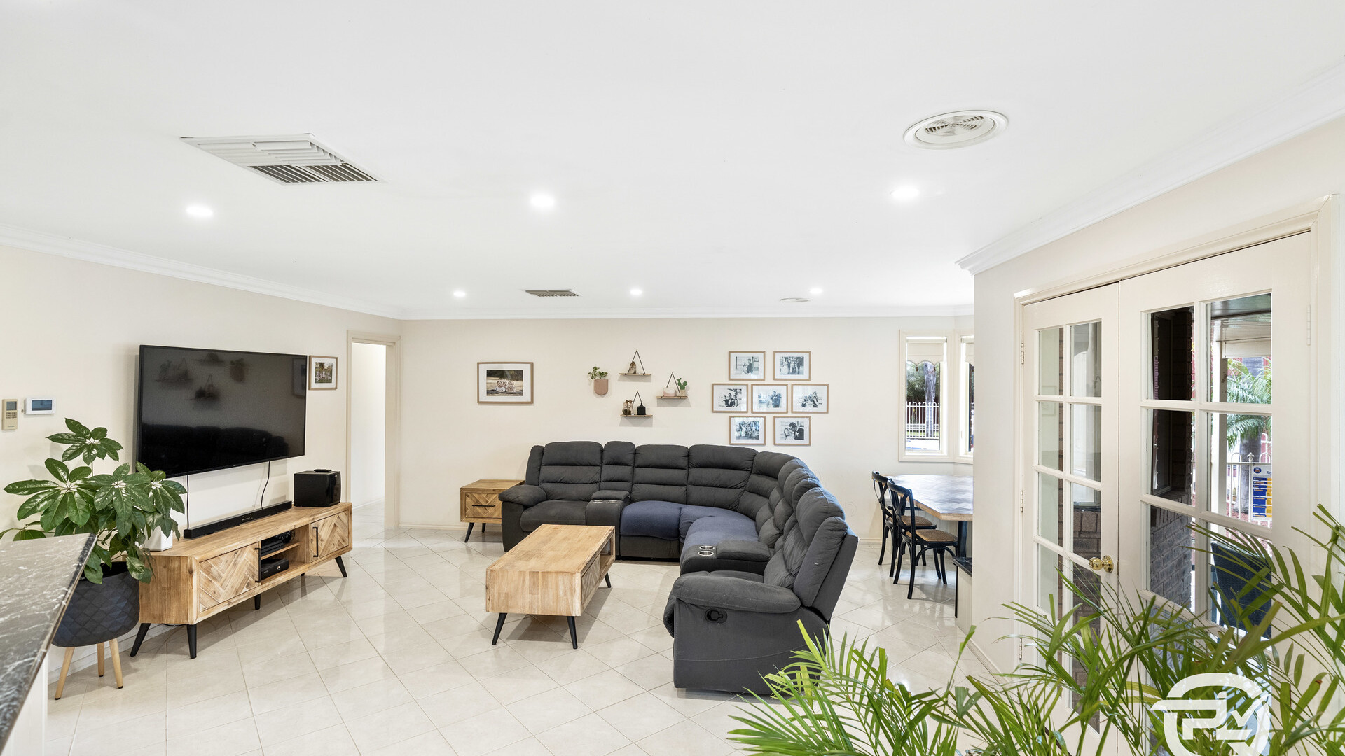 33-35 Boundary Road, Narrandera NSW 2700 - photo 4