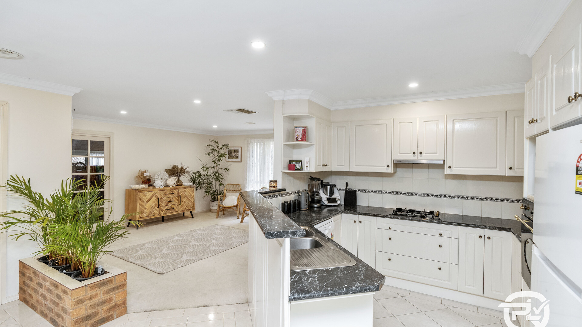 33-35 Boundary Road, Narrandera NSW 2700 - photo 5