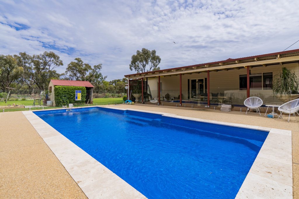 10025 Kidman Way, Hillston NSW 2675 - photo 4